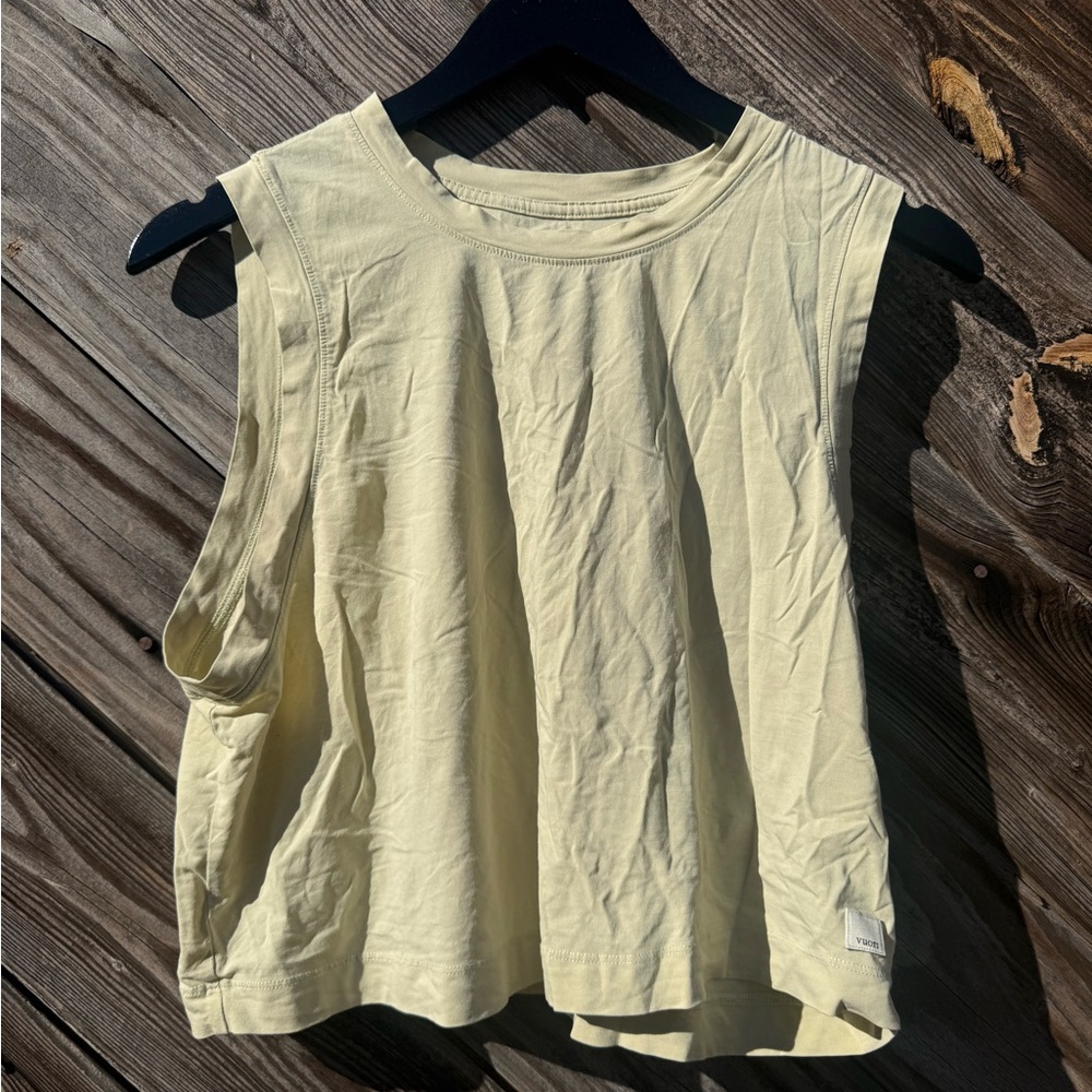 Vuori Crop Tank